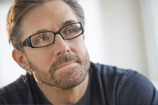 Who-it’s-For-Aging-eyes,-Dependance-on-reading-glasses-2-Fayyaz-Musa-Yorkshire-Eye-Doctor-Elland-Yorkshire