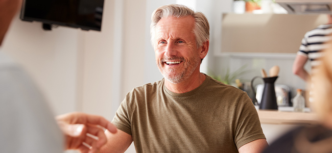 CTA-1.1B-male-mobile-Fayyaz-Musa-Yorkshire-Eye-Doctor-Elland-Yorkshire